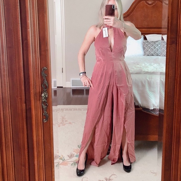 THE CLOTHING COMPANY mauve beaded halter romper - Picture 4 of 8